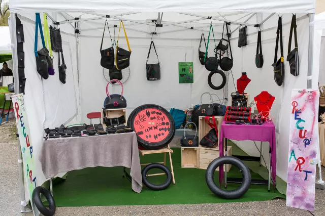 Marché artisanal du Vieux-Pont — édition 2017, photo 28