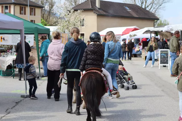 Marché artisanal du Vieux-Pont — édition 2022, photo 2