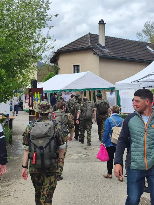 Marché artisanal du Vieux-Pont — édition 2025, photo 85