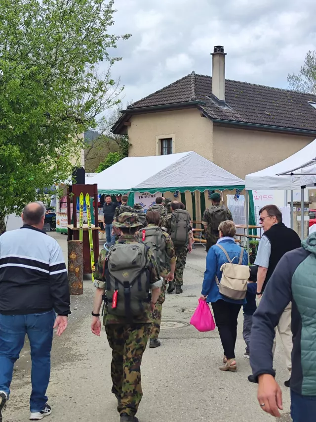 Marché artisanal du Vieux-Pont — édition 2025, photo 84