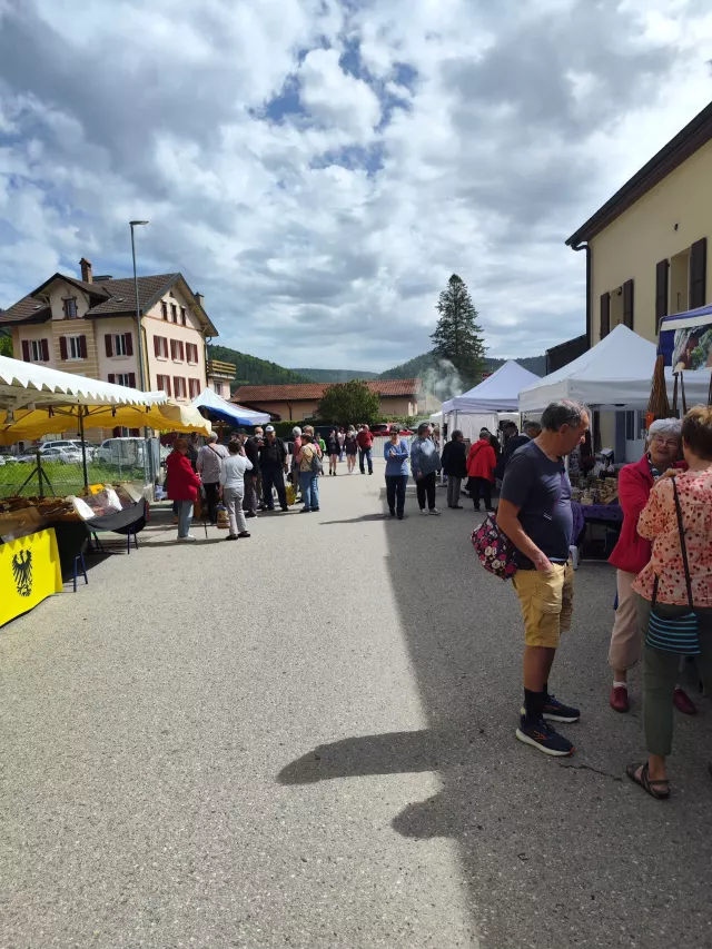Marché artisanal du Vieux-Pont — édition 2025, photo 79