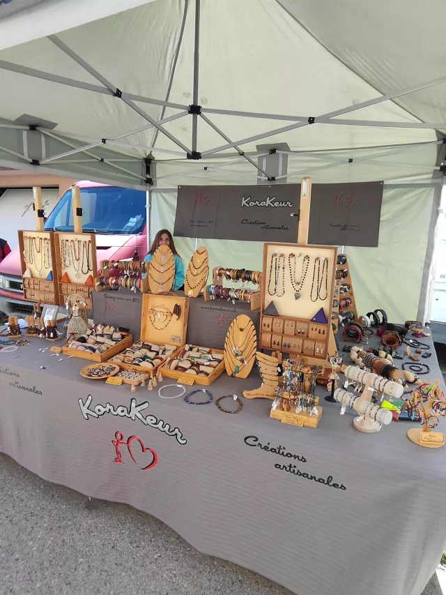 Marché artisanal du Vieux-Pont — édition 2025, photo 53