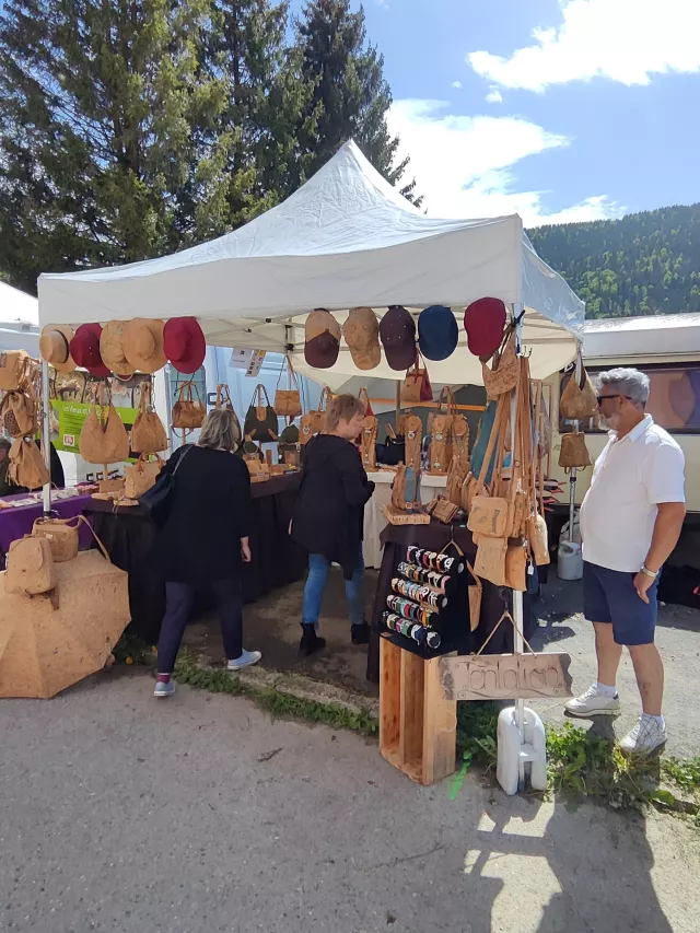 Marché artisanal du Vieux-Pont — édition 2025, photo 48