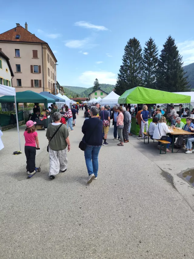 Marché artisanal du Vieux-Pont — édition 2025, photo 24